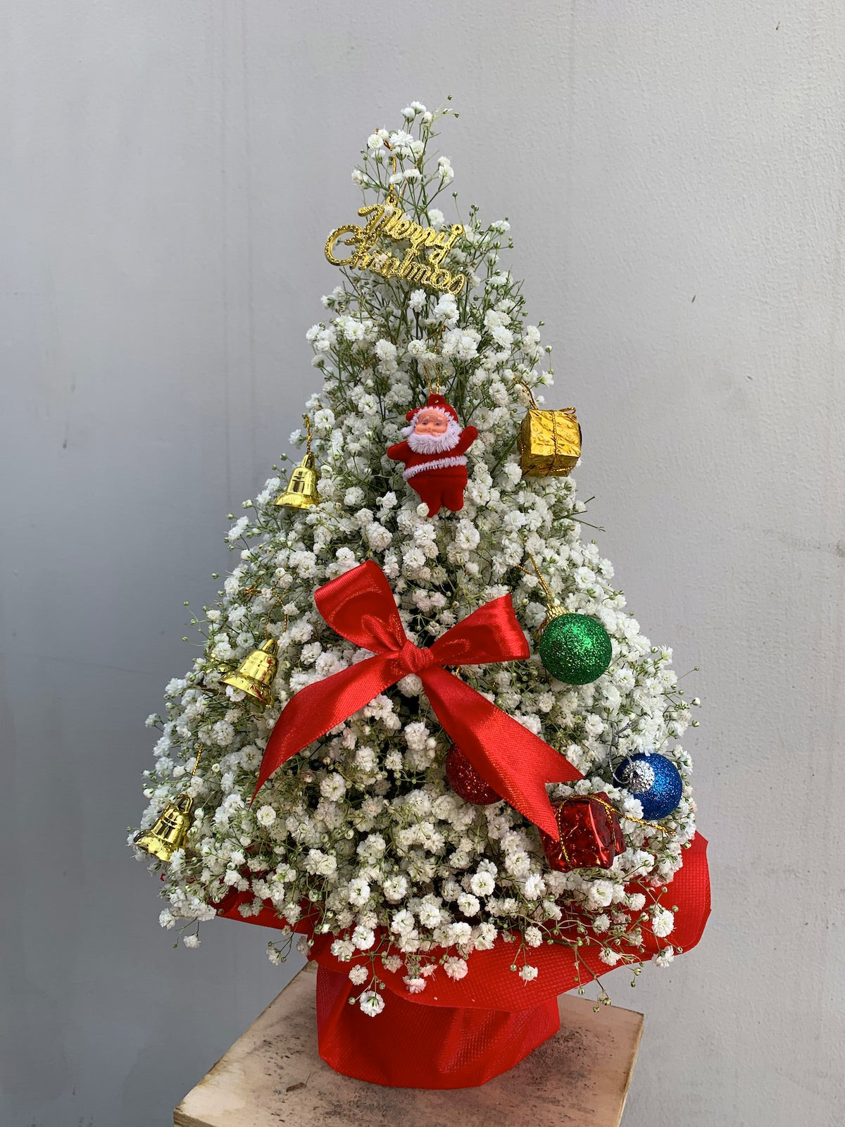 Baby's Breath Christmas Tree