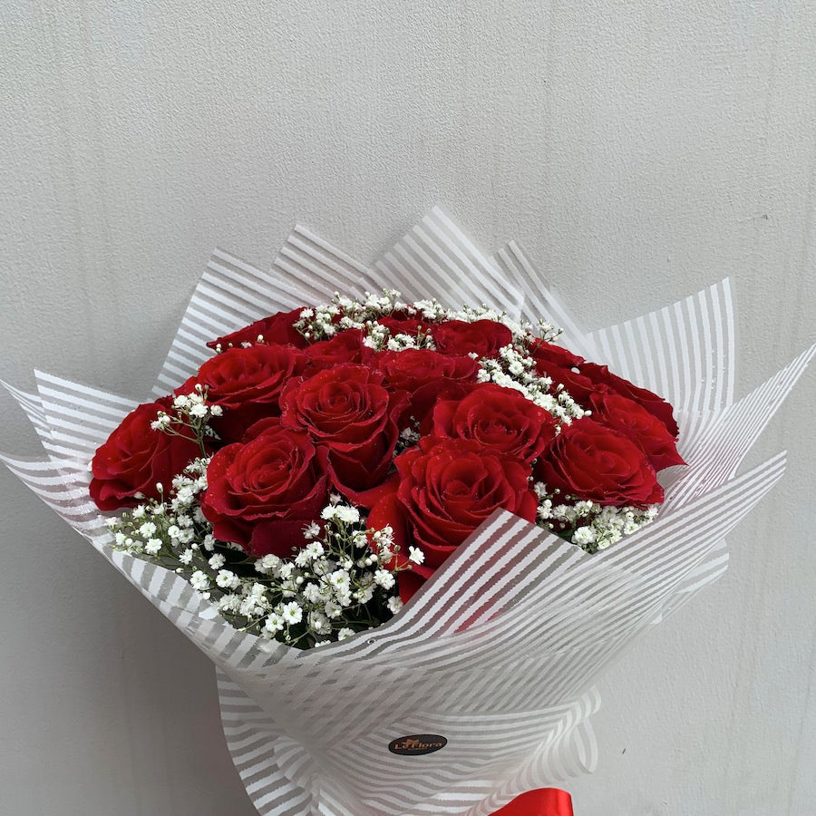 25 Red Roses Bouquet – Le Flora Flowers