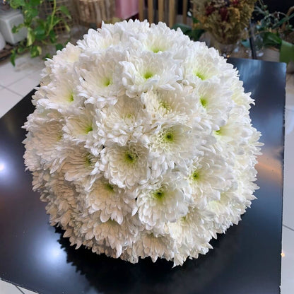 White Floral Coffee Table Centerpiece