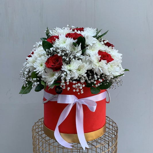 You’re mine White Red Floral Arrangement