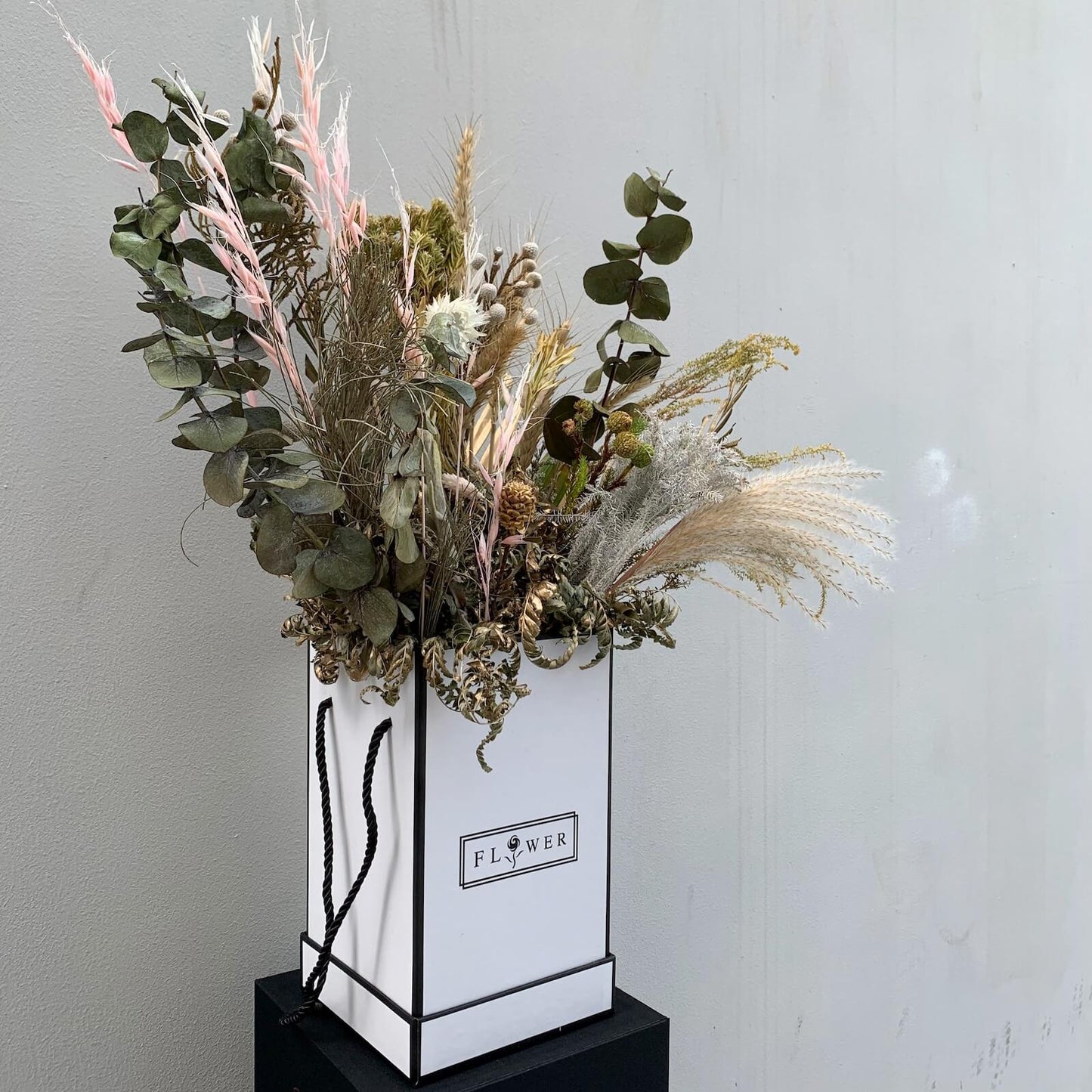 Dreamy Dry Flowers Arrangement