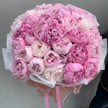 Wondrous Pink Peonies Bouquet