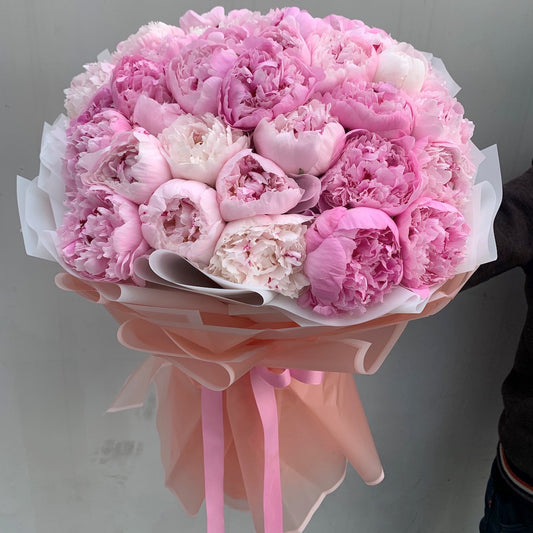 Wondrous Pink Peonies Bouquet